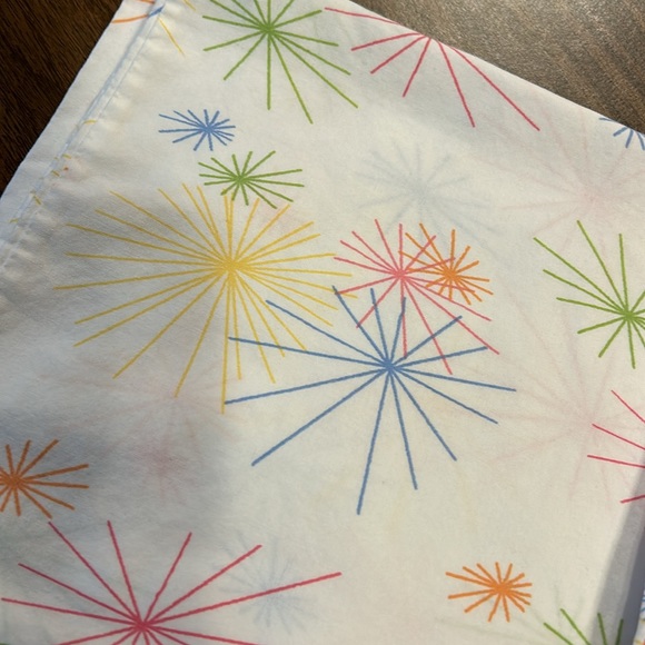 Spring Home Standard Pillowcases - Picture 5 of 6